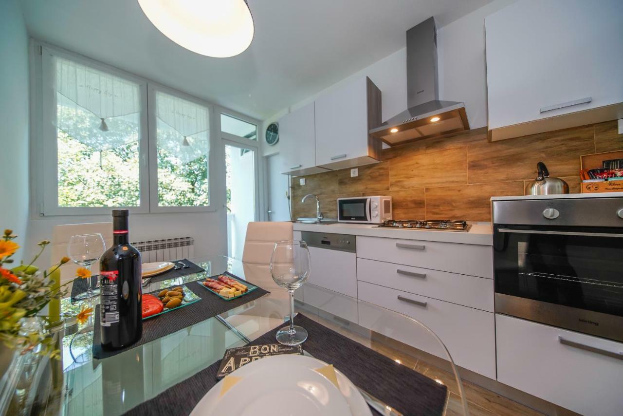 Apartment Happy Day Varaždin Esterno foto