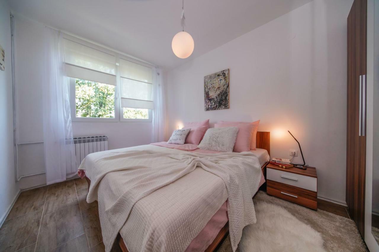 Apartment Happy Day Varaždin Esterno foto