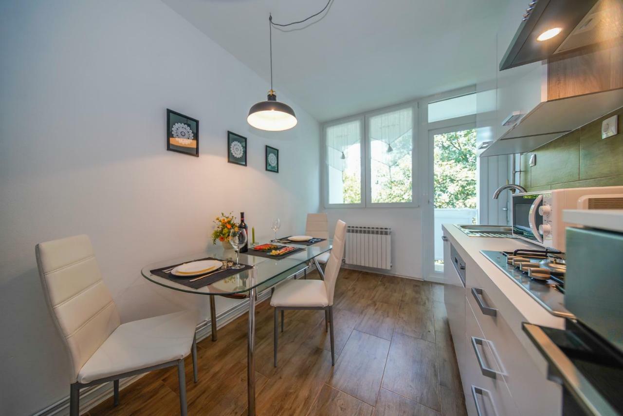 Apartment Happy Day Varaždin Esterno foto