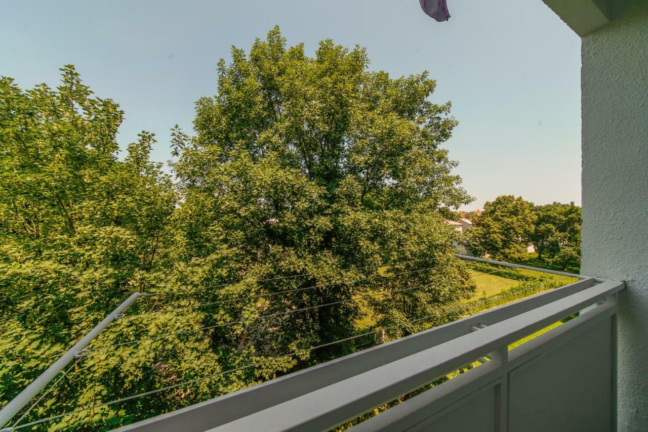 Apartment Happy Day Varaždin Esterno foto